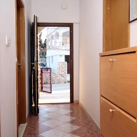 By The Sea Businci, Ciovo - 5256 トロギール