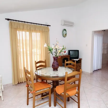 Apartament By The Sea Businci, Ciovo - 5256 *